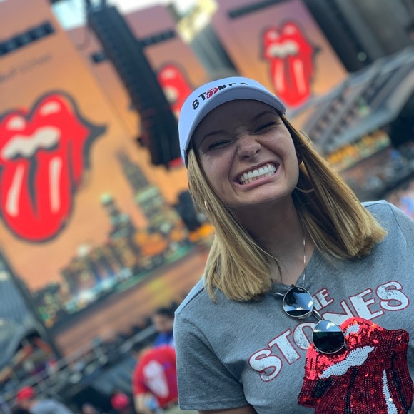 Meet your Posher, Jacee - Picture 2 of 5